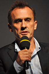 Robert Knepper