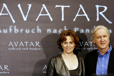 Sigourney Weaver, James Cameron