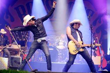 Alec 'Boss Burns' Völkel, Sascha 'Hoss Power' Vollmer (The BossHoss)