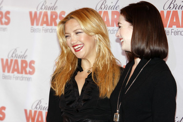 Kate Hudson, Anne Hathaway