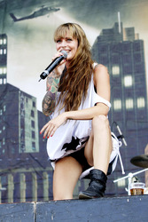 Jennifer Weist (Jennifer Rostock)