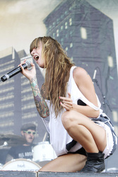 Jennifer Weist (Jennifer Rostock)