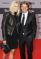 Patrick Lindner mit Begleitung