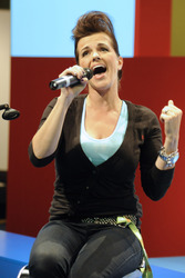 Marta Jandova (Die Happy)