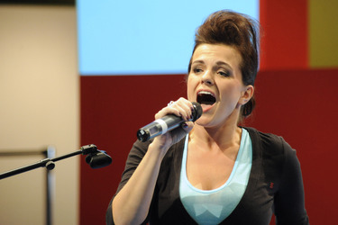 Marta Jandova (Die Happy)