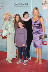 Elke Sommer, Yvonne Catterfeld, Hannah Levy, Meret Becker, Veronica Ferres