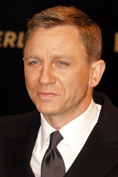 Daniel Craig