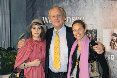Eduard Prinz von Anhalt mit Ehefrau Corinna und Tochter Felicitas