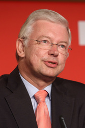 Roland Koch