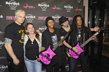 Skunk Anansie mit  Tina Lange (Hard Rock Cafe)