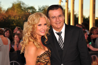 Katja Burkard, Hans Mahr