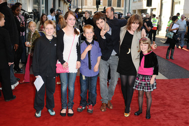 Jim Sturgess mit Freundin Mickey O'Brien mit Kindern
