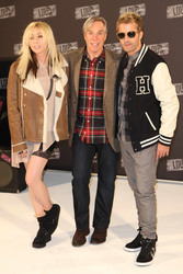 Tommy Hilfiger und die Ting Tings (Katie White, Jules De Martino)