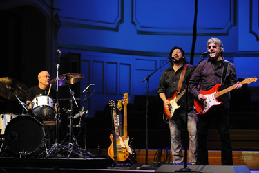 Gordy Knudtson, Kenny Lee Lewis, Steve Miller (Steve Miller Band)