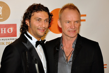 Jonas Kaufmann, Sting