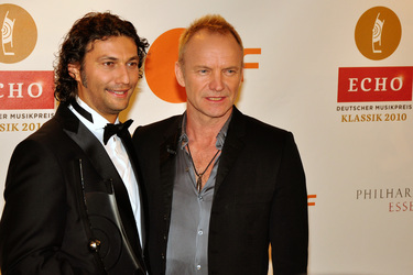 Jonas Kaufmann, Sting