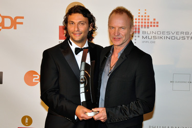 Jonas Kaufmann, Sting