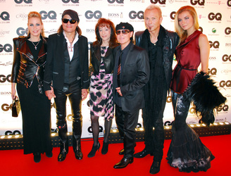 The Scorpions mit Partnerinnen