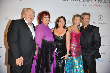 Wolf Gremm, Regina Ziegler, Christine Neubauer, Ursula Karven, Hannes Jaenicke