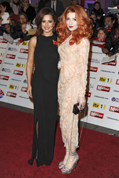 Cheryl Cole, Nicola Roberts (Girls Aloud)