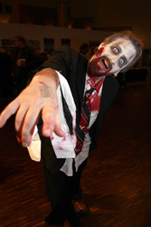Stefan Servos als Zombie