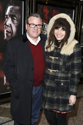 Ray Winstone, Lois Winstone