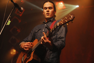 Justin Nozuka