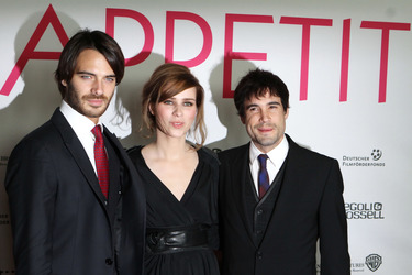 Giulio Berruti, Nora Tschirner, Unax Ugalde