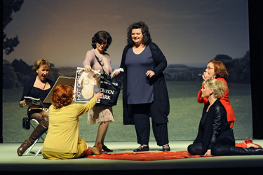 Sylvia Wintergrün, Manon Strache, Marijam Agischewa, Sabine Orleans, Anne Kasprik, Brigitte Grothum