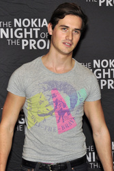 Charlie Siem