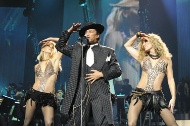 Kid Creole & The Coconuts