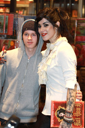 Kat Von D mit Fan