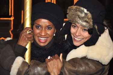 Liz Baffoe, Yvonne De Bark