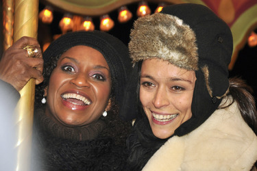 Liz Baffoe, Yvonne De Bark