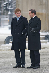 Henry Mountbatten-Windsor / Prinz Harry, Simon McDonald