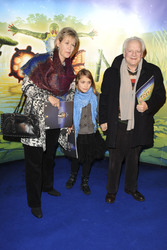 David Frost mit Begleitung