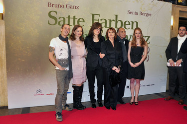 Barnaby Metschurat, Carina N. Wiese, Sophie Heldman, Senta Berger, Bruno Ganz, Leonie Benesch