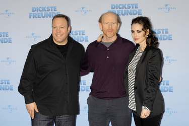 Kevin James, Ron Howard, Winona Ryder