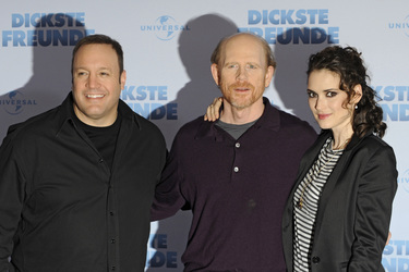Kevin James, Ron Howard, Winona Ryder