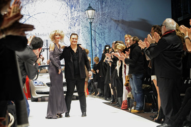 Guido Maria Kretschmer mit Model