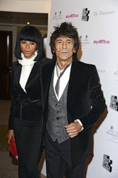Ronnie Wood (The Birds, The Creation, The Jeff Beck Group, Faces, The Rolling Stones, The New Barbarians) mit Begleitung