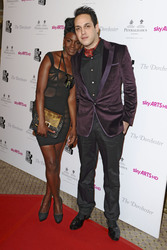 Shingai Shoniwa, Dan Smith (Noisettes)