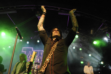 Scott Gorham, Ricky Warwick, Darren Wharton (Thin Lizzy)