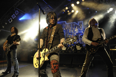Vivian Campbell , Ricky Warwick, Scott Gorham (Thin Lizzy)
