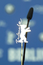 Berlinale Logo am Mikrofon
