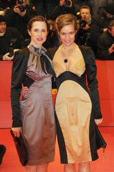 Tanya Neufeldt, Lisa Martinek