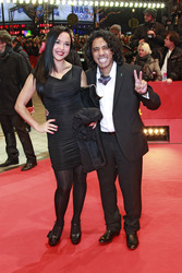 Izrael Moreno mit Begleitung