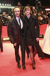 August Diehl, Laura Lauzemis