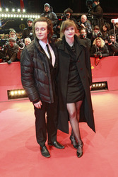 August Diehl, Laura Lauzemis