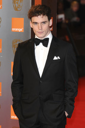 Sam Claflin